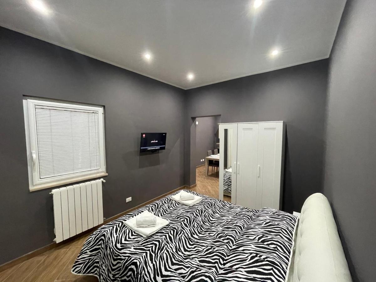 B&B Miramare Suite Borgo Tarente Buitenkant foto