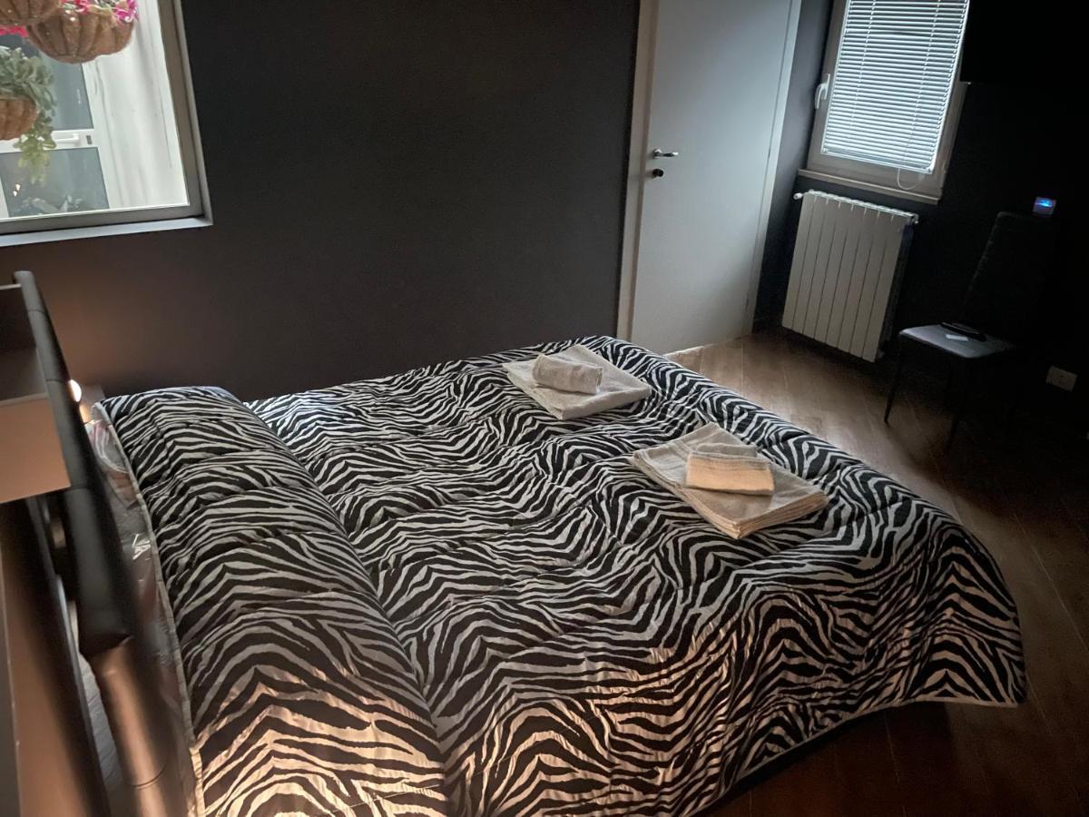 B&B Miramare Suite Borgo Tarente Buitenkant foto