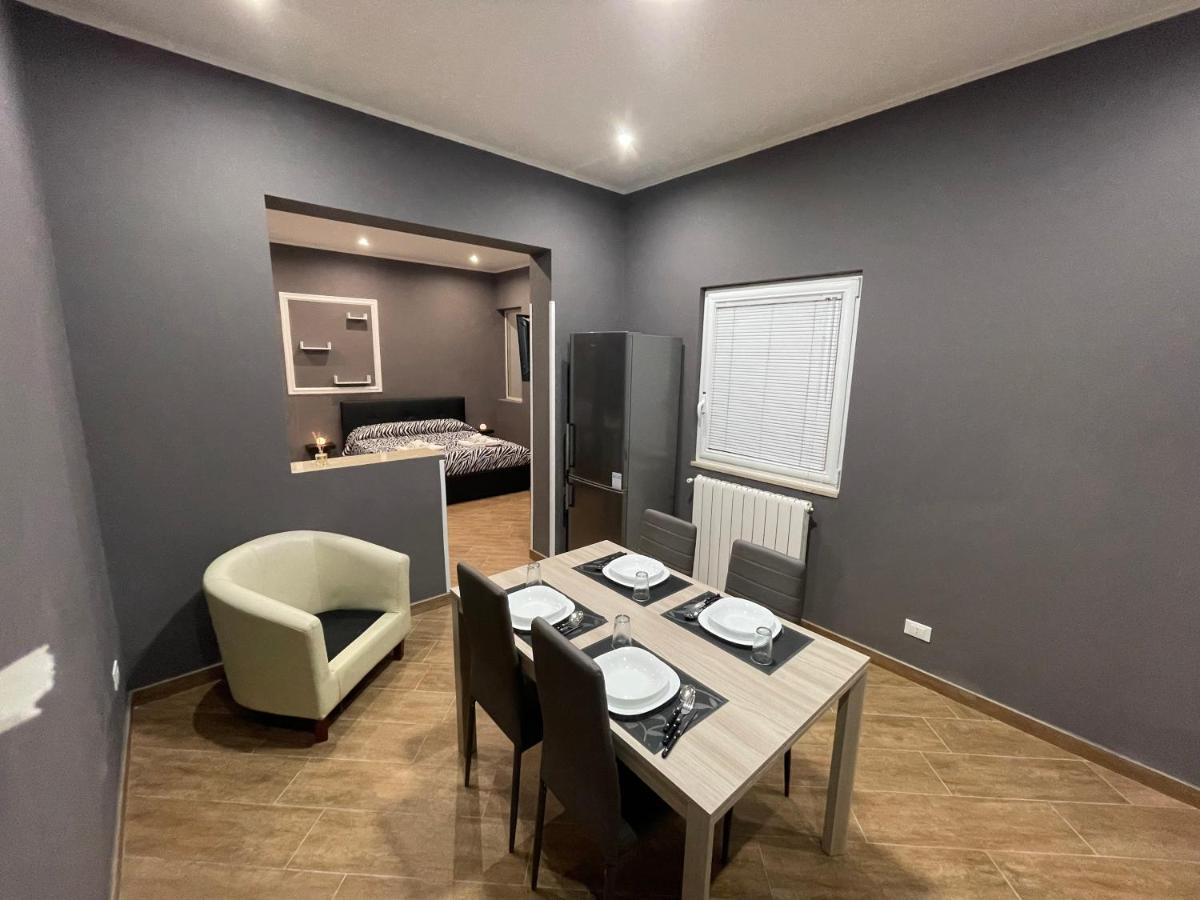 B&B Miramare Suite Borgo Tarente Buitenkant foto