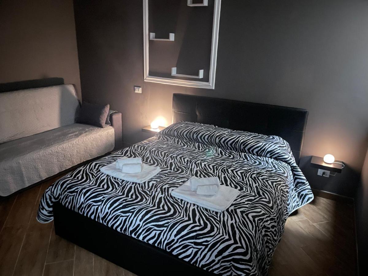 B&B Miramare Suite Borgo Tarente Buitenkant foto