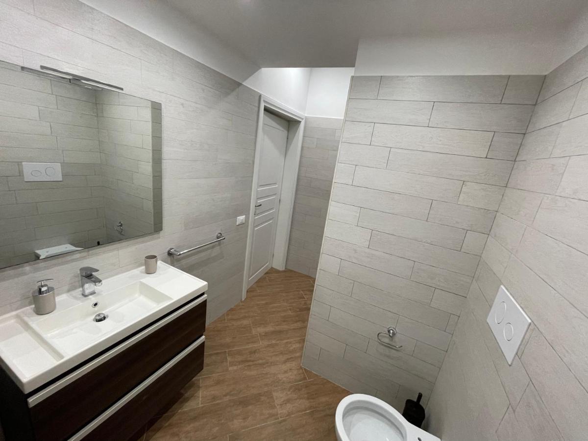 B&B Miramare Suite Borgo Tarente Buitenkant foto